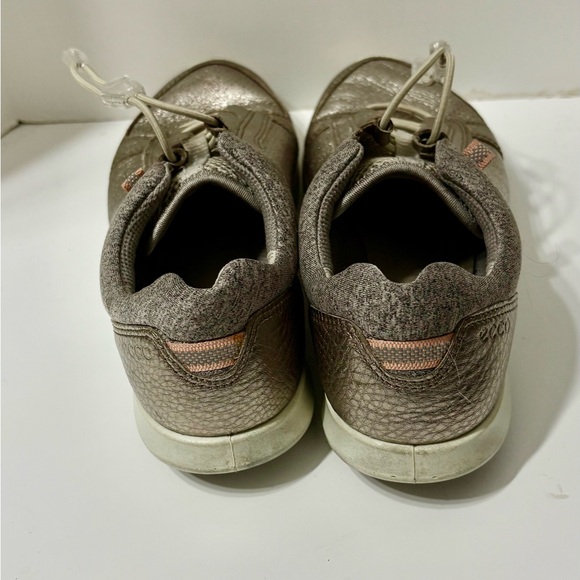 Ecco Women's Metallic Bronze-Like Slip-On Sneakers with Toggle Cord - Picture 3 of 7